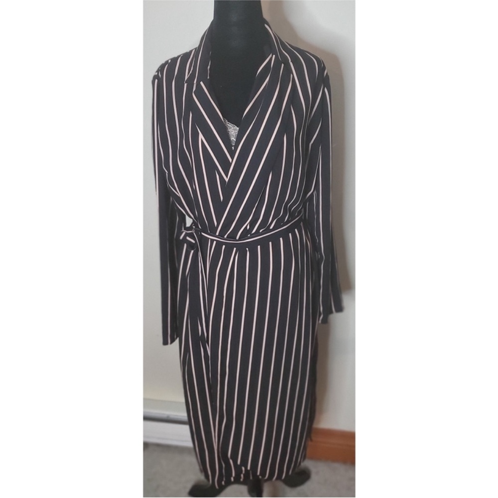Forever 21 Long Pink Pinstripe Kimono / Duster